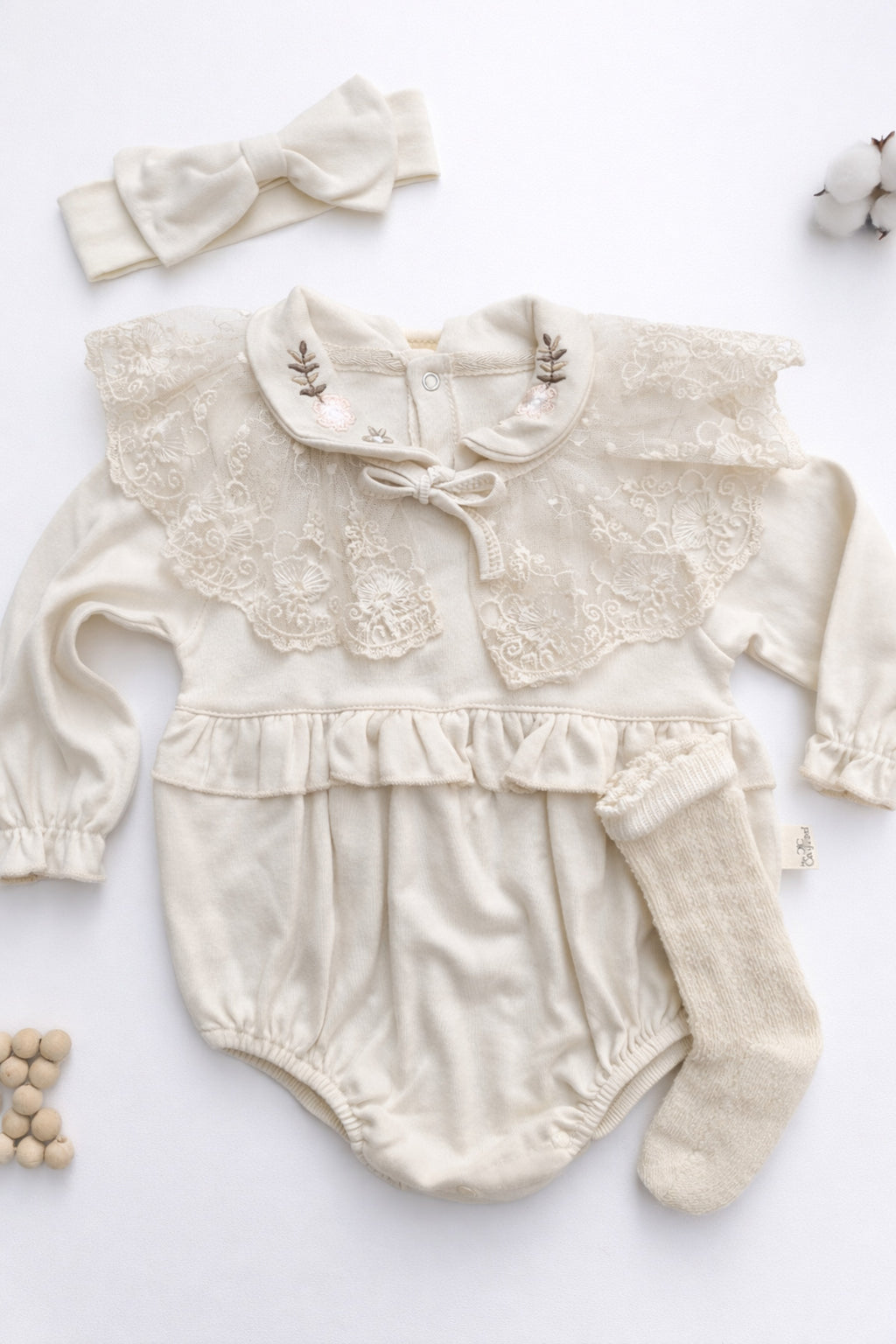 Luxury Soft Çıkarılabilir Dantelli Yaka Romper – Kız Bebek Tulum, %100 Pamuk
